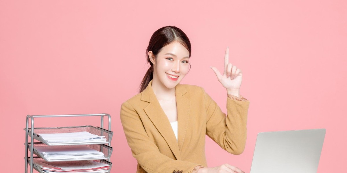 ในการรับจองที่พัก ควรมีแอดมินตอบแชทไหม หรือเจ้าของทำเองดี (เลือกแบบไหนถึงจะโตได้จริง)